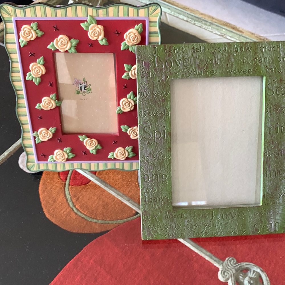 Picture frames in perfect condition 💯percent